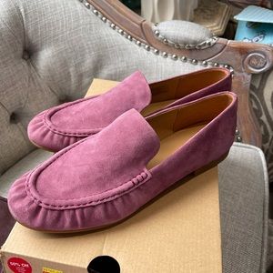 Ugg Vivian Loafer (pink) brand new
